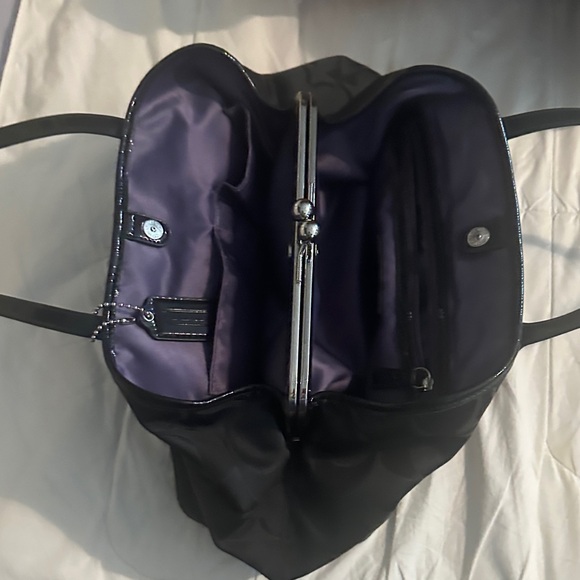 Coach Black and Lavender Shoulder Bag - Picture 4 of 5